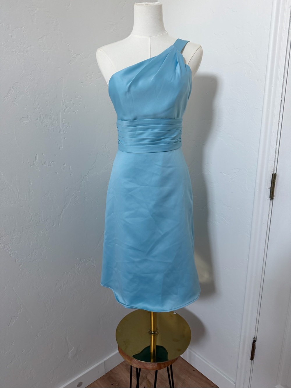 One-Shoulder Sky Blue Bridesmaid Dress